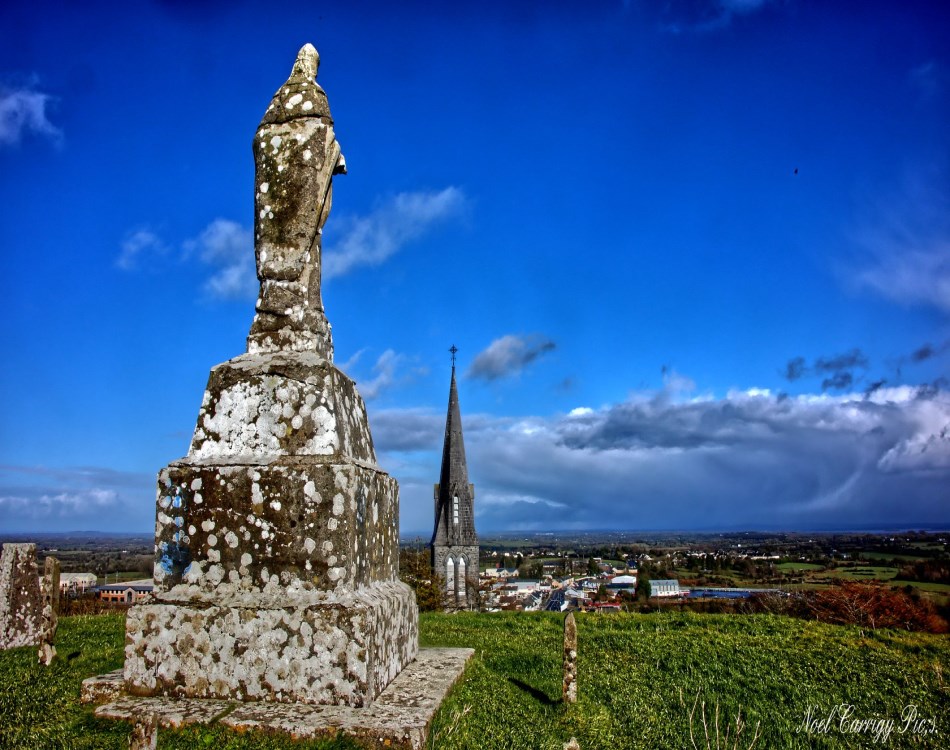 Noel-Carrigy-statue-pic null