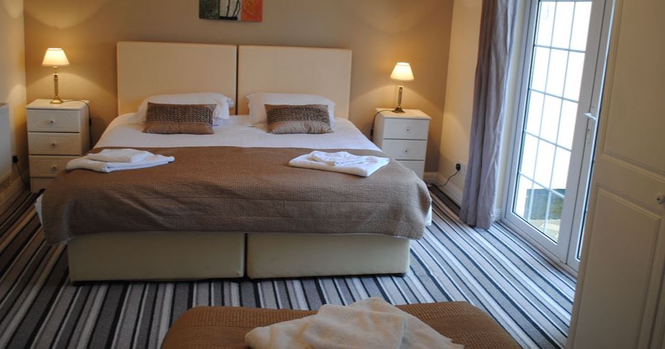 bedroom-2 bedroom-2