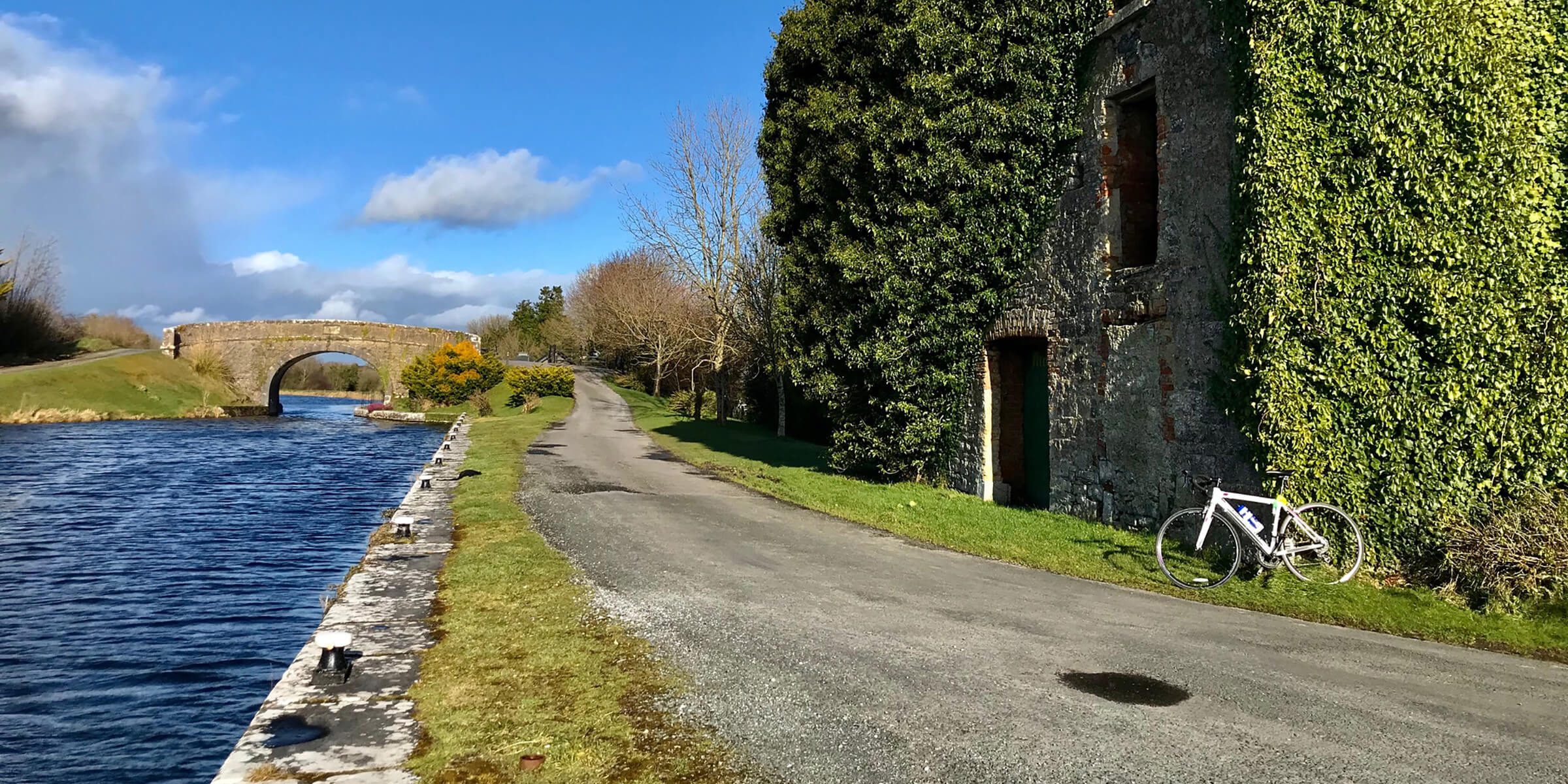 cycling-royal-canal cycling-royal-canal